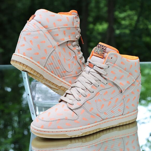 Nike Dunk Sky Hi BHM Women's Size 10 - Picture 2 of 15